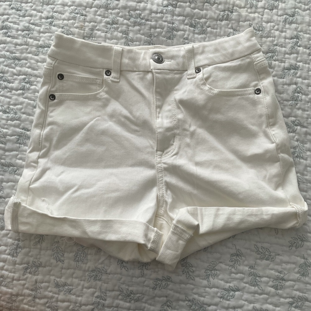 American Eagle White Shorts